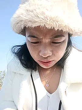 Snapshot of tulipsexy chatting on November 27, 2025, 2:24 am tulipsexy online show from November 27, 2025, 2:24 am