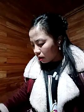 Snapshot of tulipsexy chatting on December 3, 2025, 2:15 pm tulipsexy online show from December 3, 2025, 2:15 pm