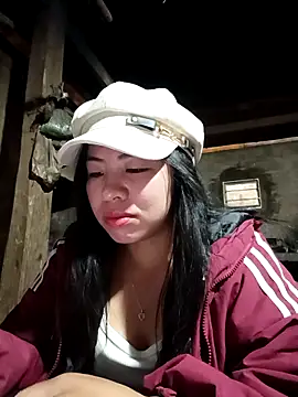 Snapshot of tulipsexy chatting on December 16, 2025, 12:37 am tulipsexy online show from December 16, 2025, 12:37 am