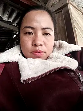 Snapshot of tulipsexy chatting on March 7, 2026, 4:42 am tulipsexy online show from March 7, 2026, 4:42 am