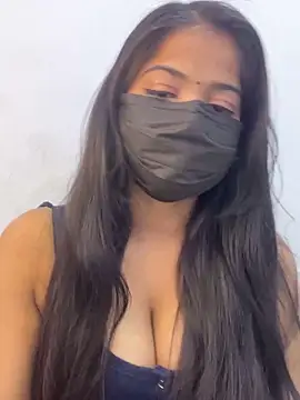 Rihana 01 online show from December 19, 2025, 6:53 am