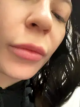 Valerie Ohara online show from September 25, 2025, 5:33 am