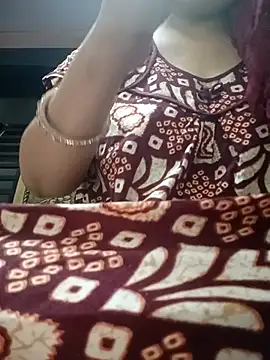 Snapshot of Jeya_thakur chatting on November 11, 2025, 7:41 am Jeya thakur online show from November 11, 2025, 7:41 am