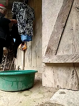 callistra online show from December 15, 2025, 12:37 am