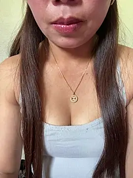 Snapshot of Milky-milk chatting on February 28, 2026, 4:13 am Milky-milk online show from February 28, 2026, 4:13 am
