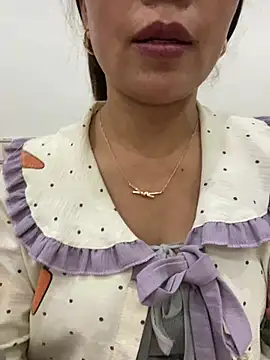 Snapshot of Milky-milk chatting on April 22, 2026, 2:51 pm Milky-milk online show from April 22, 2026, 2:51 pm