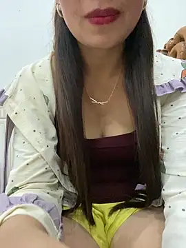 Snapshot of Milky-milk chatting on April 23, 2026, 1:35 pm Milky-milk online show from April 23, 2026, 1:35 pm