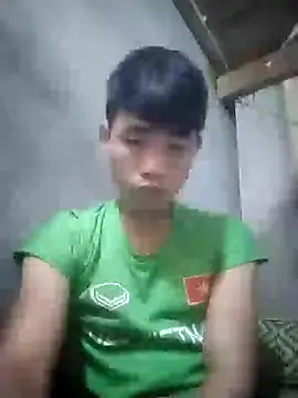 Snapshot of Nhyy_xx chatting on November 10, 2025, 4:22 am Nhyy xx online show from November 10, 2025, 4:22 am