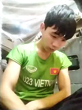 Snapshot of Nhyy_xx chatting on November 18, 2025, 2:28 am Nhyy xx online show from November 18, 2025, 2:28 am