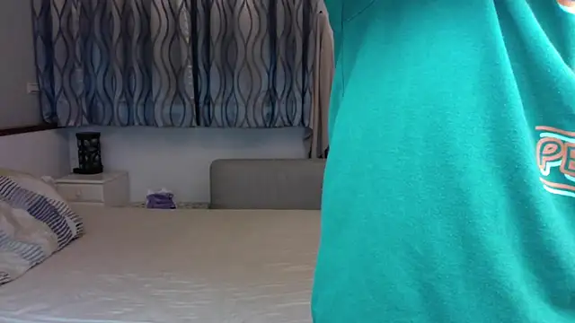 Snapshot of kai101010 chatting on November 12, 2025, 2:17 pm kai101010 online show from November 12, 2025, 2:17 pm