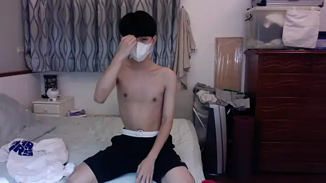 Snapshot of kai101010 chatting on November 21, 2025, 1:32 pm kai101010 online show from November 21, 2025, 1:32 pm