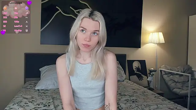 DianeHonnette online show from November 2, 2025, 7:38 pm