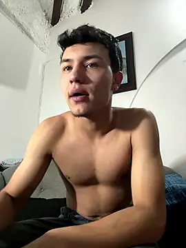 Snapshot of El_awo_ chatting on January 9, 2026, 1:36 pm El awo online show from January 9, 2026, 1:36 pm