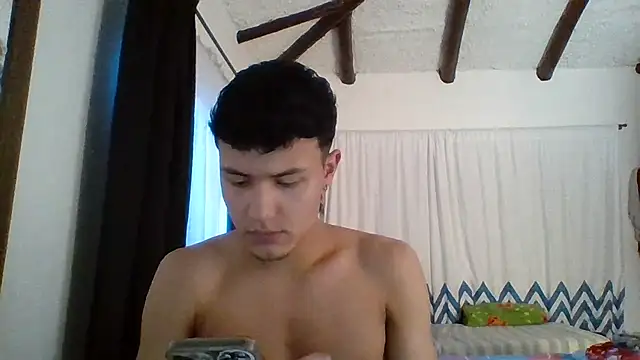 Snapshot of El_awo_ chatting on March 9, 2026, 5:50 pm El awo online show from March 9, 2026, 5:50 pm