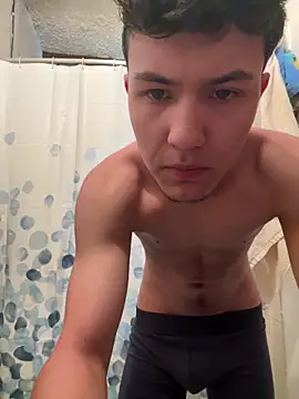 Snapshot of El_awo_ chatting on March 19, 2026, 4:22 pm El awo online show from March 19, 2026, 4:22 pm