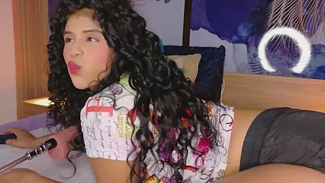 Snapshot of Anabacker01 chatting on May 28, 2026, 12:46 pm Anabacker01 online show from May 28, 2026, 12:46 pm