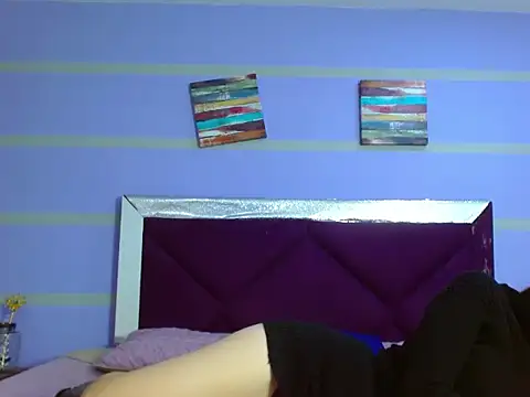 Snapshot of Emily_Swiftt chatting on November 11, 2025, 11:38 pm Emily Swiftt online show from November 11, 2025, 11:38 pm