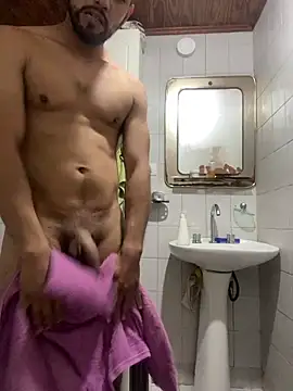 Snapshot of Fran-cisco1509 chatting on October 25, 2025, 8:22 am Fran-cisco1509 online show from October 25, 2025, 8:22 am