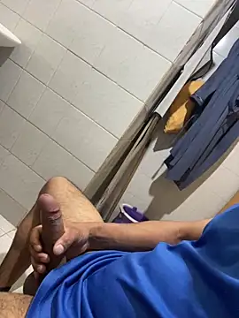 Snapshot of Fran-cisco1509 chatting on November 28, 2025, 8:00 pm Fran-cisco1509 online show from November 28, 2025, 8:00 pm