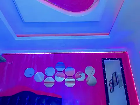 Snapshot of Julia_Bulette1 chatting on September 26, 2025, 2:48 am Julia Bulette1 online show from September 26, 2025, 2:48 am