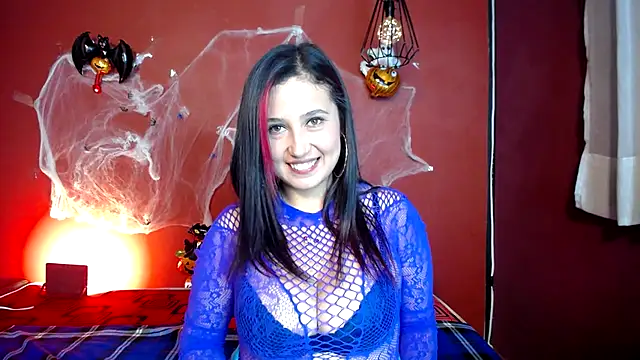 Sara1126  online show from October 27, 2025, 9:08 pm