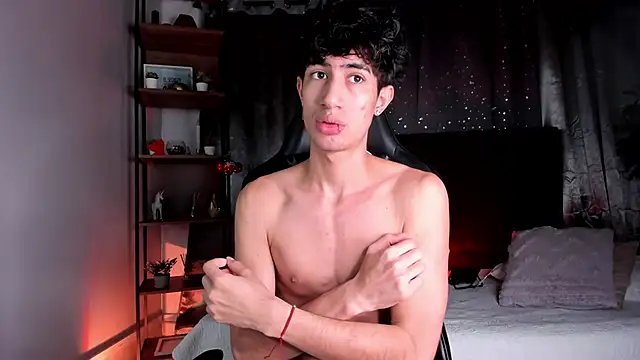 Snapshot of Lenapaul_ chatting on November 30, 2025, 4:44 pm Lenapaul online show from November 30, 2025, 4:44 pm