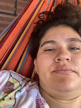 lunasexyhot18 online show from October 25, 2025, 4:57 pm