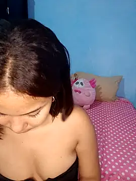 Snapshot of little_onixx chatting on November 9, 2025, 4:38 pm little onixx online show from November 9, 2025, 4:38 pm