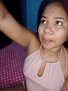 Snapshot of little_onixx chatting on November 11, 2025, 12:38 pm little onixx online show from November 11, 2025, 12:38 pm