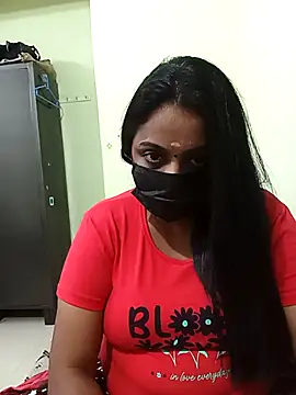 queendivya online show from October 18, 2025, 2:18 pm