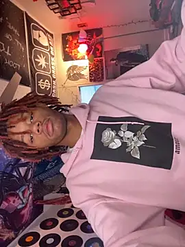 Snapshot of Zayinc chatting on October 31, 2025, 1:34 pm Zayinc online show from October 31, 2025, 1:34 pm