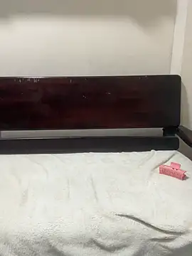 Snapshot of Noamilk chatting on February 3, 2026, 6:22 am Noamilk online show from February 3, 2026, 6:22 am