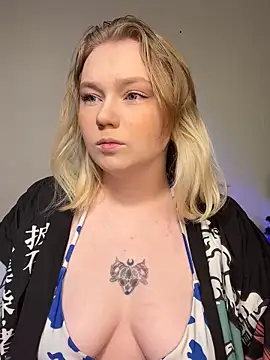 lame cat online show from December 18, 2025, 1:55 am