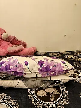 Snapshot of Sweets-jaanu chatting on October 12, 2025, 12:26 pm Sweets-jaanu online show from October 12, 2025, 12:26 pm