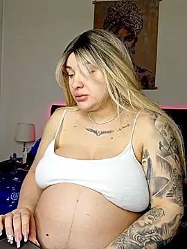 mariabloom9 online show from February 20, 2026, 7:21 am