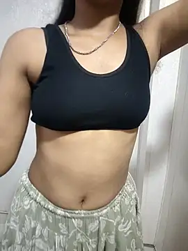 Baby girl67 online show from October 7, 2025, 4:37 pm