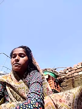 Hot reshmaji online show from December 5, 2025, 7:17 am