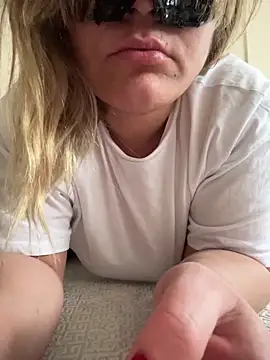 Snapshot of Heidaa chatting on December 21, 2025, 7:37 am Heidaa online show from December 21, 2025, 7:37 am