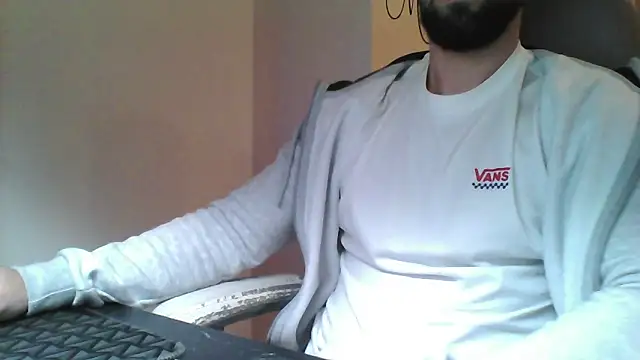 yourfantasy777 online show from February 27, 2026, 8:31 pm