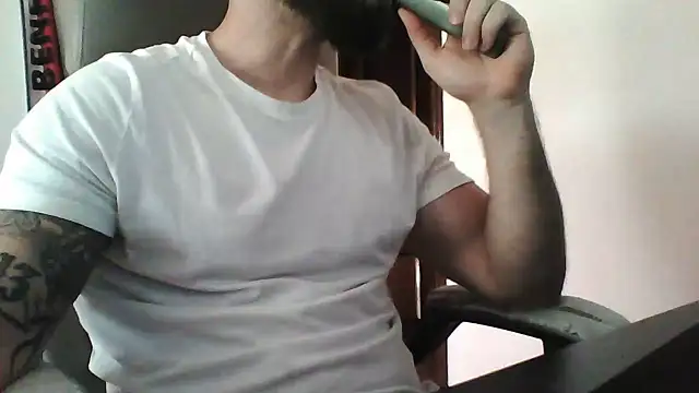 yourfantasy777 online show from July 2, 2026, 6:03 pm