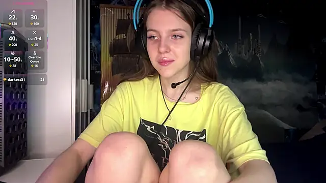 Elira Breeze online show from November 22, 2025, 12:59 pm