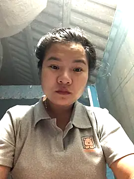 Snapshot of emiu_xinh03 chatting on October 10, 2025, 3:11 pm emiu xinh03 online show from October 10, 2025, 3:11 pm