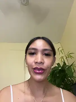 Snapshot of UrIdealGirl_Jade chatting on May 24, 2026, 2:11 pm UrIdealGirl Jade online show from May 24, 2026, 2:11 pm