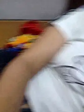 phuongxinhxan online show from October 4, 2025, 2:59 pm