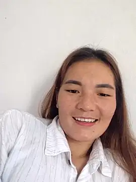 phuongxinhxan online show from November 24, 2025, 3:28 am