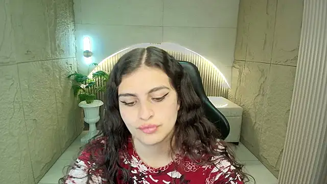 dany r  online show from April 8, 2026, 12:49 pm