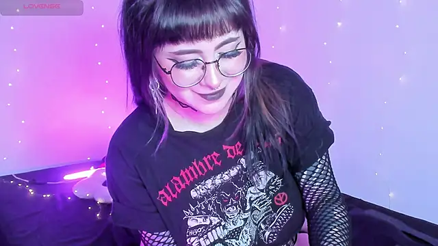 Hallucigenia  online show from March 13, 2026, 10:16 pm