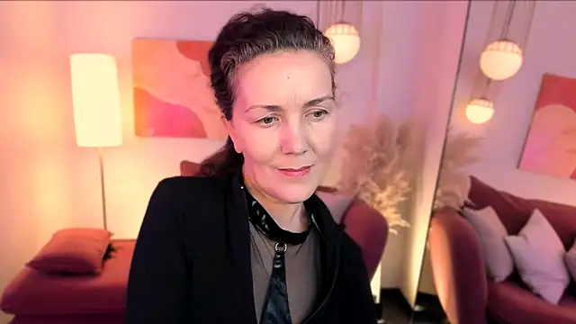 Irene Marlow online show from November 4, 2025, 2:16 pm