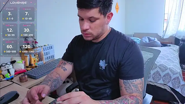 ryden 01 online show from December 21, 2025, 6:04 pm