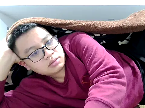 loveninja online show from December 19, 2025, 1:40 pm